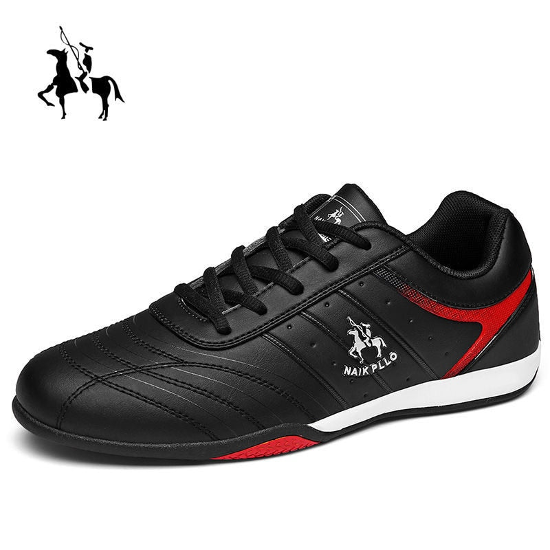 scarpa da uomo casual e sportive