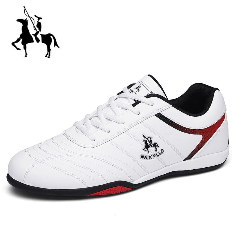 scarpa da uomo casual e sportive
