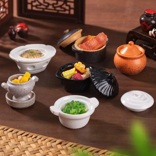 mini cocottine belle eleganti per decorare e imbandire la tavola